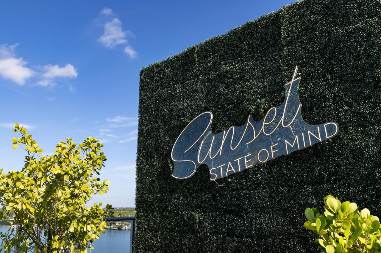 Costa Hollywood Beach Resort - An All Suite Hotel Exterior foto
